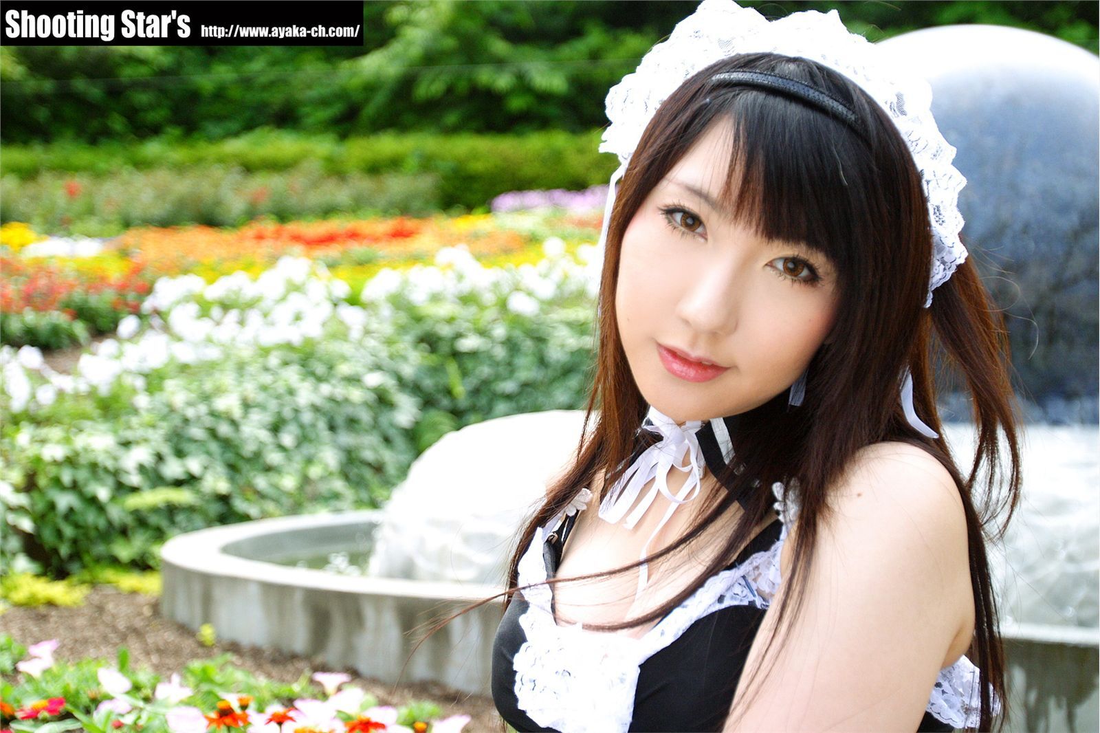 [Cosplay]  Sexy Maid with big boobs